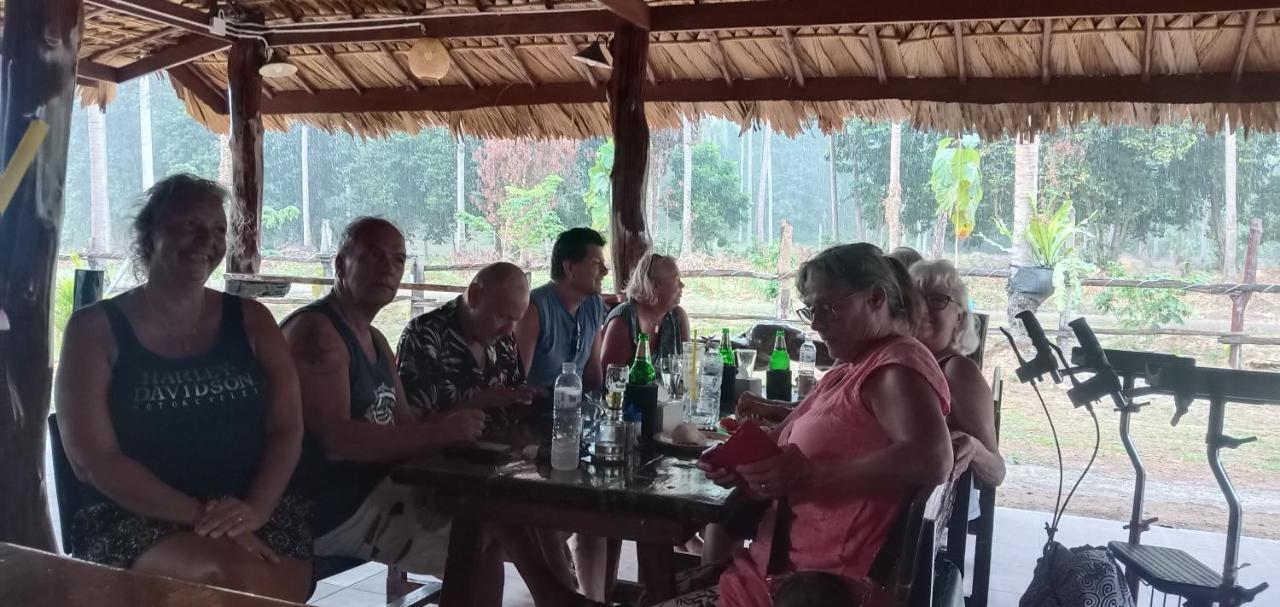 Kohjum Freedom Resort Кох-Юм Экстерьер фото